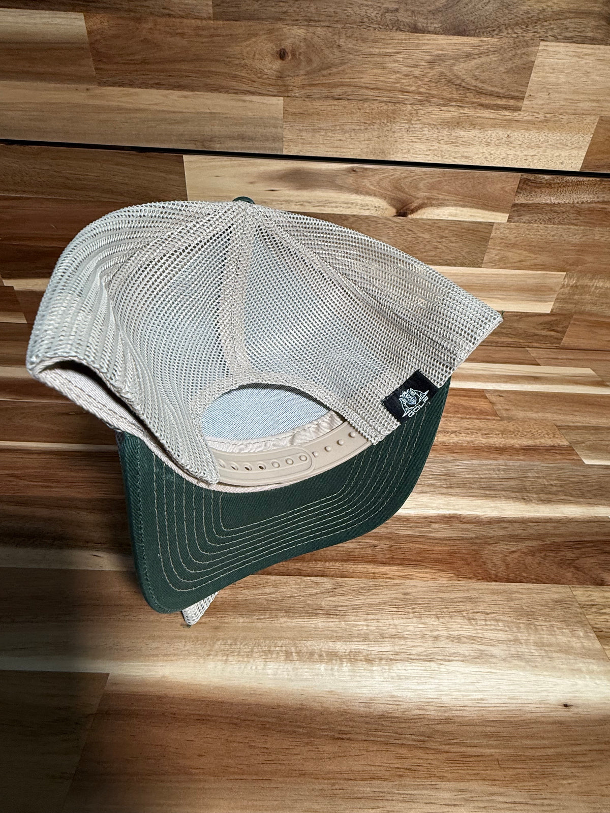 Kang Fan Hat Olivo Logo Horizontal