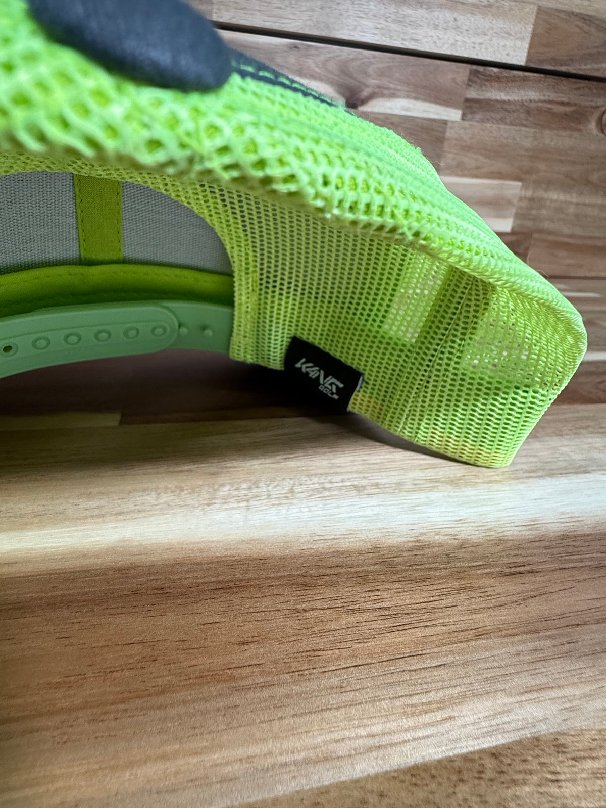 Kang Pro Hat Gris / Verde Fosfo Logo Horizontal Verde Fosfo