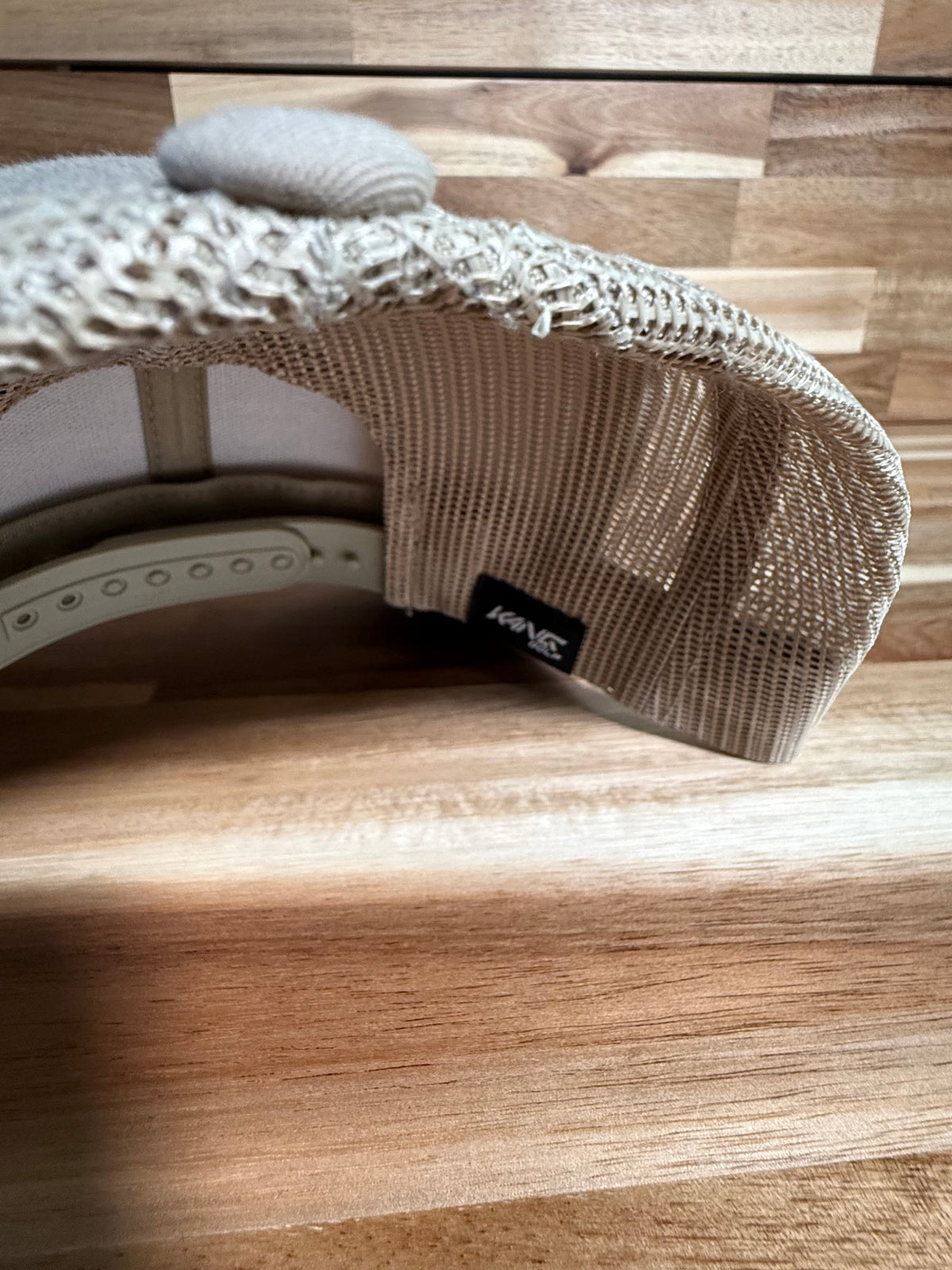 Kang Pro Hat Dorada / Dorada Logo Horizontal Reflectivo
