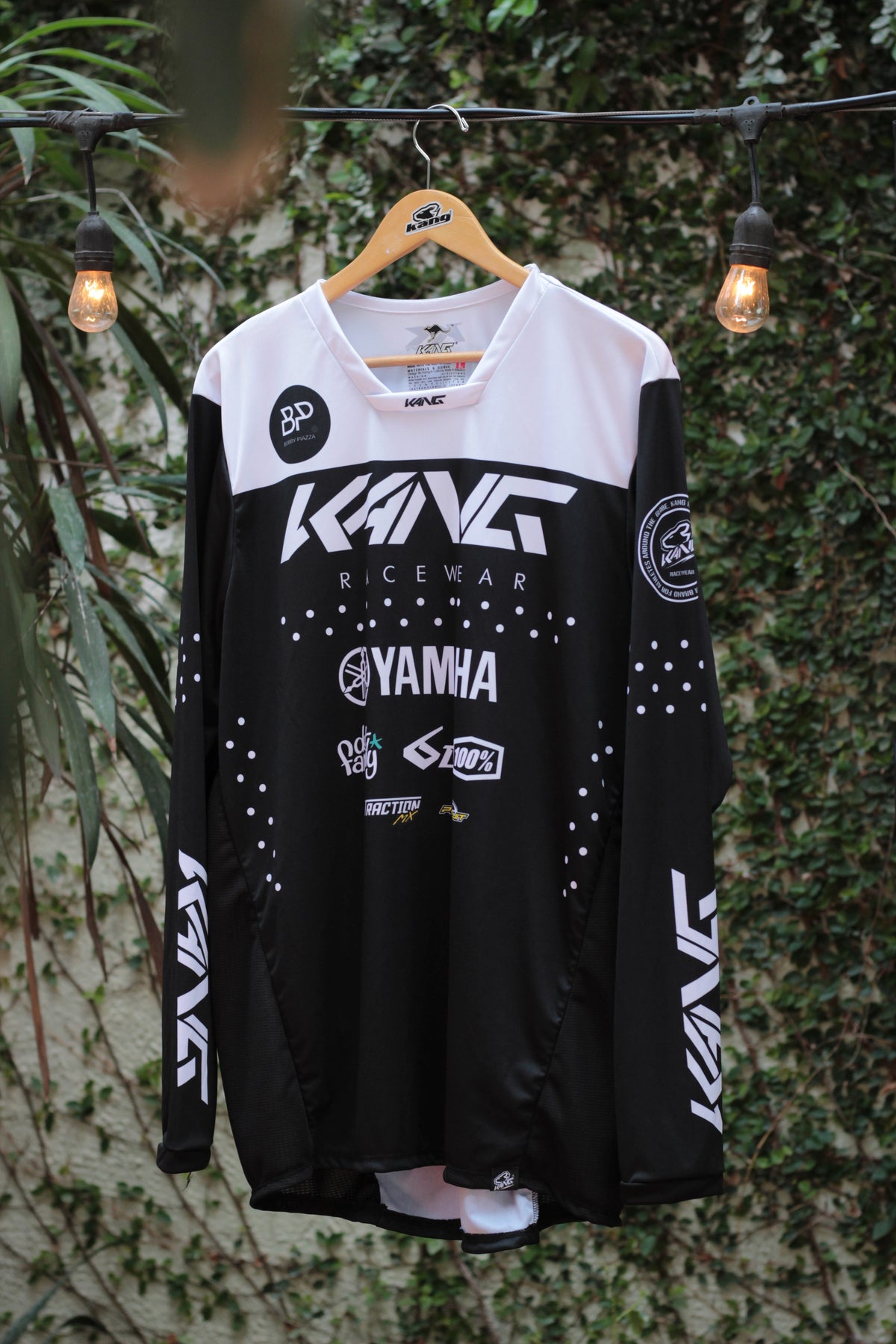 Kang Dot Black Kit